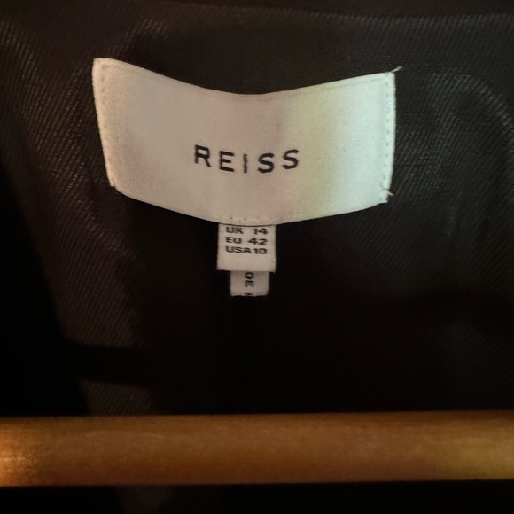 Reiss Maia single breasted split sleeve Blazer - Picture 4 of 6